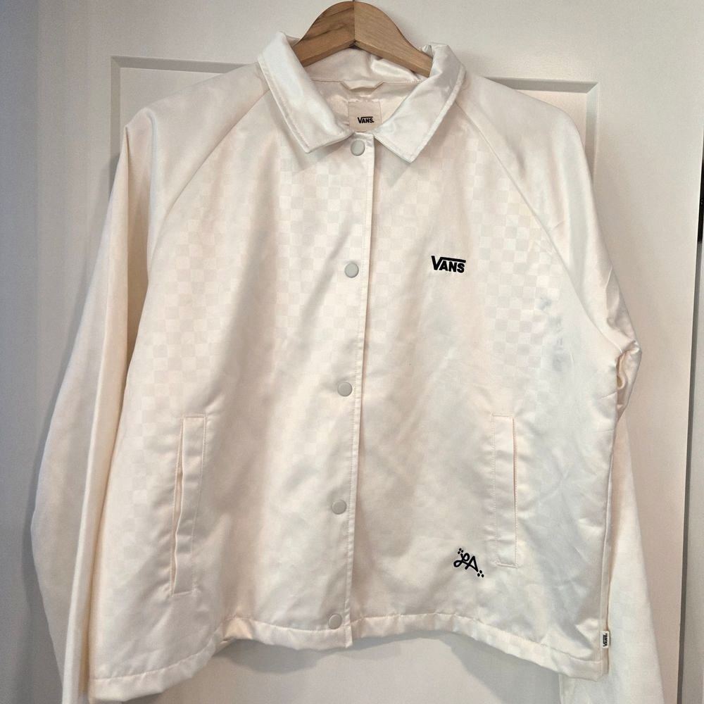 Vans White Satin Checkerboard Coach Jacket Snap Front Streetwear Skate Style XL